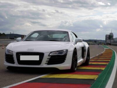 Front of rent a Audi R8 in Leipzig