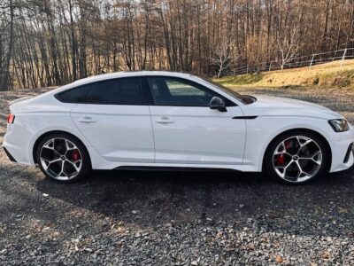 Side of Rent a Audi RS5 Sportback in Kassel