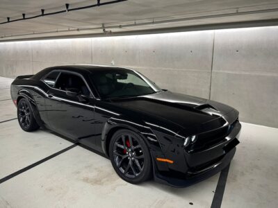 rent a Dodge Challenger in Düsseldorf