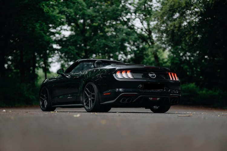 Back view from Ford Mustang GT Cabrio in Dortmund