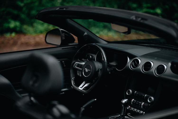 Interior from Ford Mustang GT Cabrio in Dortmund