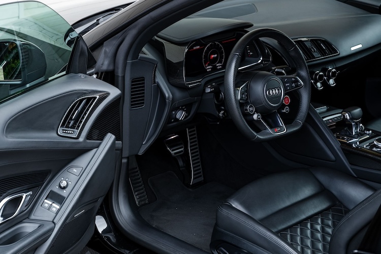 Interieur from Audi R8 Performance Spyder in Stuttgart