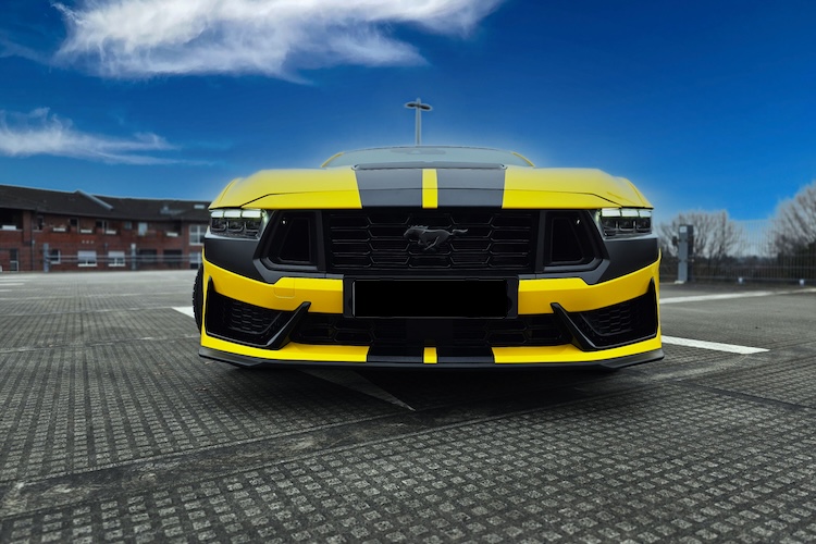 front view from Ford Mustang GT Dark Horse in Düsseldorf