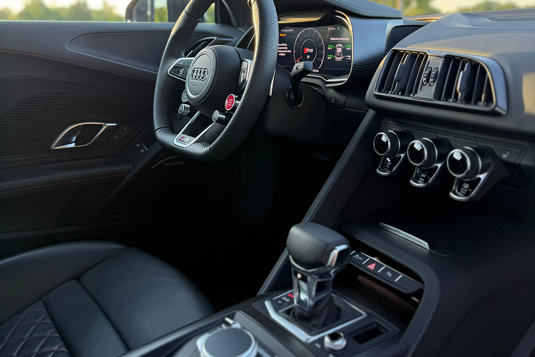 Interior Audi R8 V10 Pervormance Coupe in Frankfurt