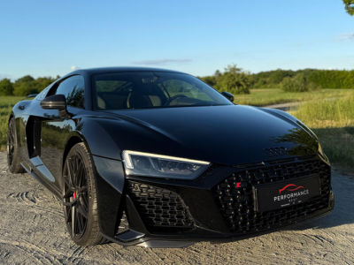 Rent an Audi R8 V10 Pervormance Coupe in Frankfurt
