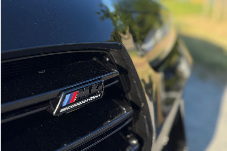 Logo BWM M4 Competition in Frankfurt