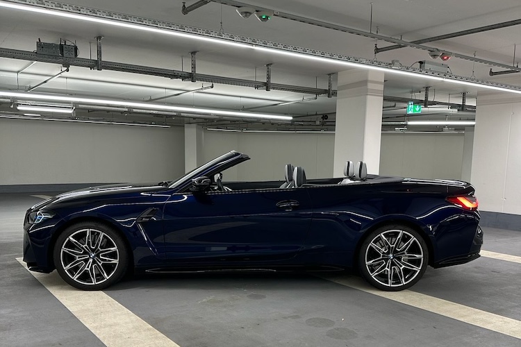 Side View of a BMW M4 Competition Cabrio in Munich