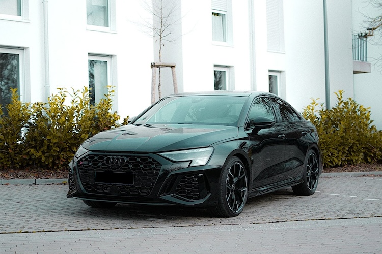 Front View of an Audi RS3 in Einbeck