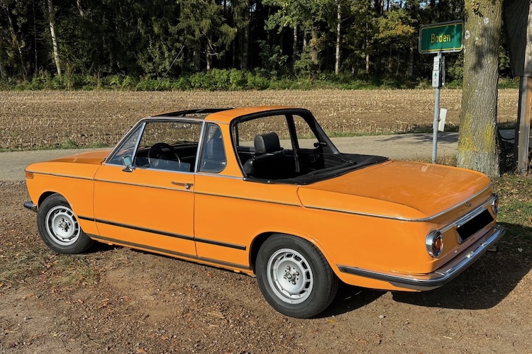 Back View of BMW 2002 Baur Cabrio classic car rental in Munich