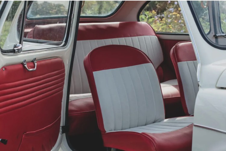 Interior View of Fiat 750 Zastava classic car rental in Munich