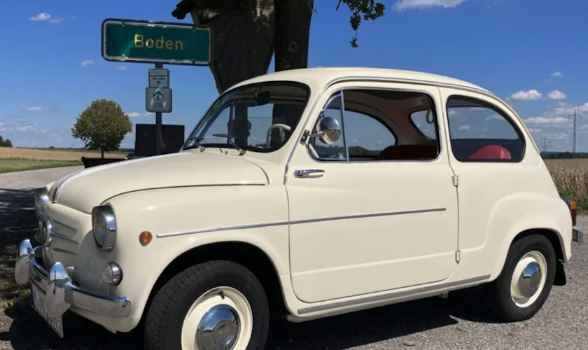 Front View of Fiat 750 Zastava classic car rental in Munich