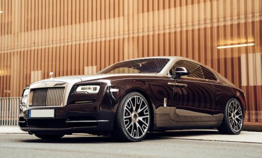 Front View of a Rolls Royce Wraith in Frankfurt