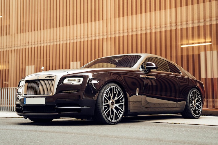 Front View of a Rolls Royce Wraith in Frankfurt