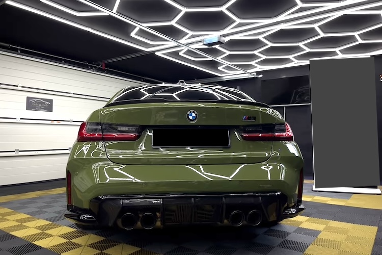 back site form BMW M3 Competition