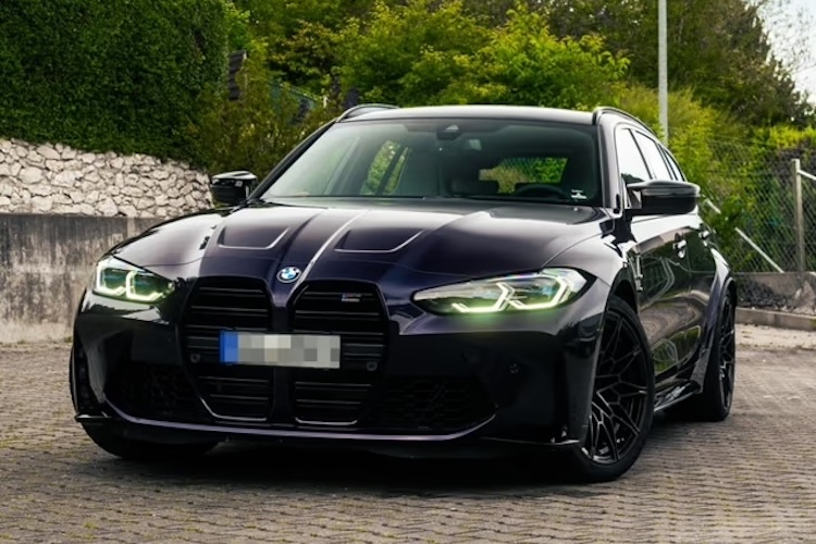 Front View of a BMW M3 Touring in Ulm