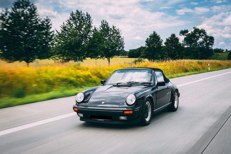 Frontview from Porsche 911 3.2 Cabrio in Munich