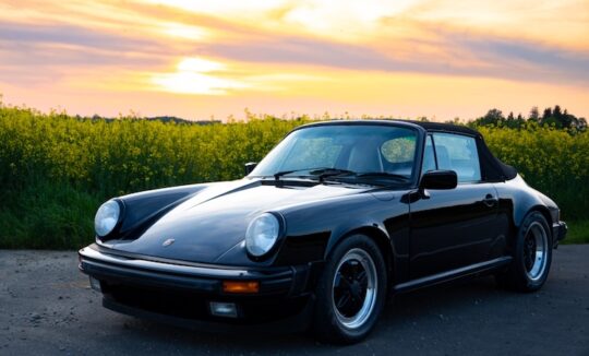 Sideview from Porsche 911 3.2 Cabrio in Munich