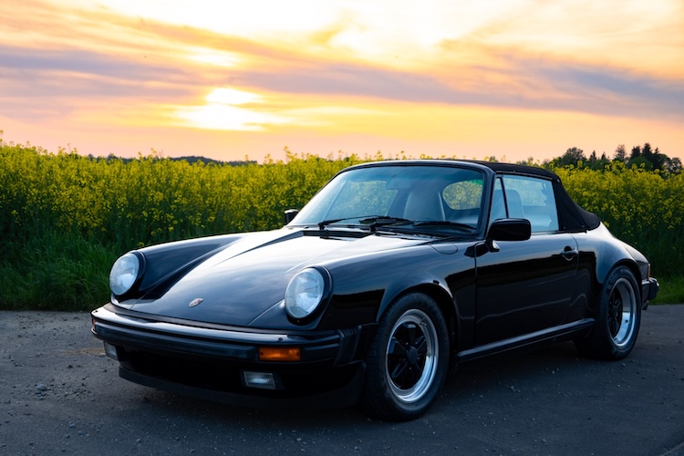 Sideview from Porsche 911 3.2 Cabrio in Munich