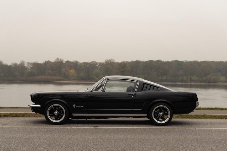 Side View from Ford Mustang Fastback Classic Car in Hamburg