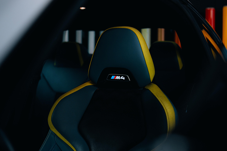 Seat BMW M4 Competition in Wiesbaden
