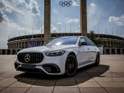 Rent a Mercedes S63 AMG E-Performance in Berlin