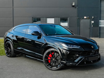 Rent a Lamborghini Urus in Paderborn