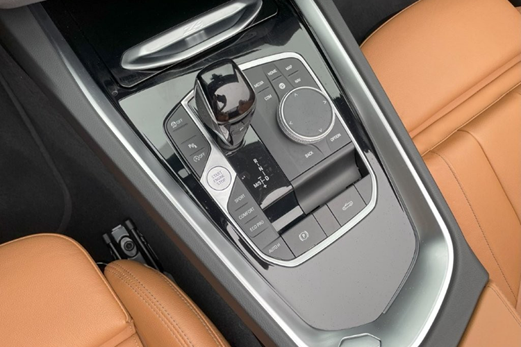 Center console BWM Z4 M40i in Munich