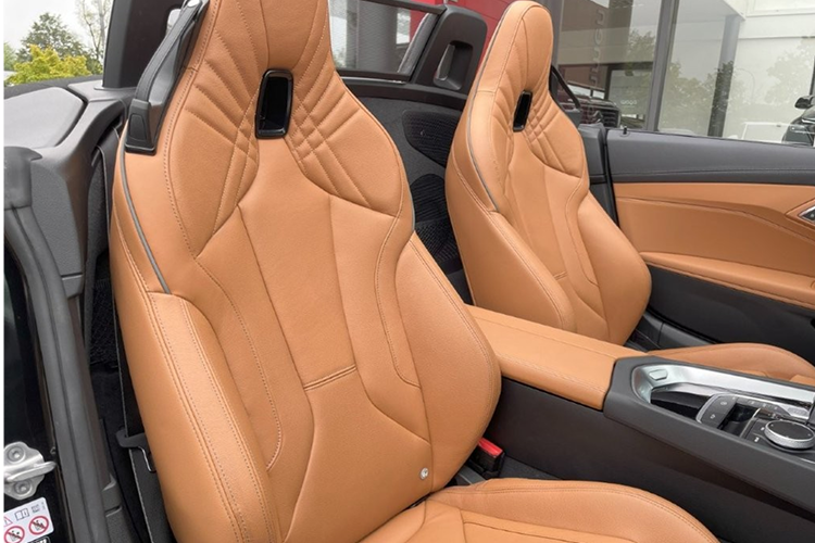 Seats BWM Z4 M40i in Munich