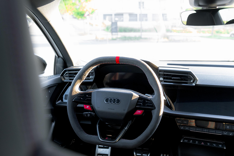 Steering wheel Audi RS3 Sedan in Leipzig