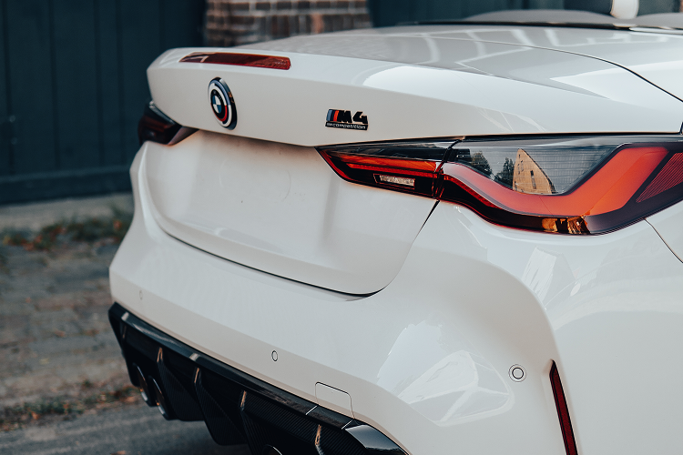 Back detail BMW M4 Competition Convertible in the Harz
