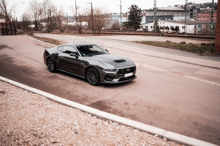Side view right Ford Mustang GT in Ansbach near Nürnberg