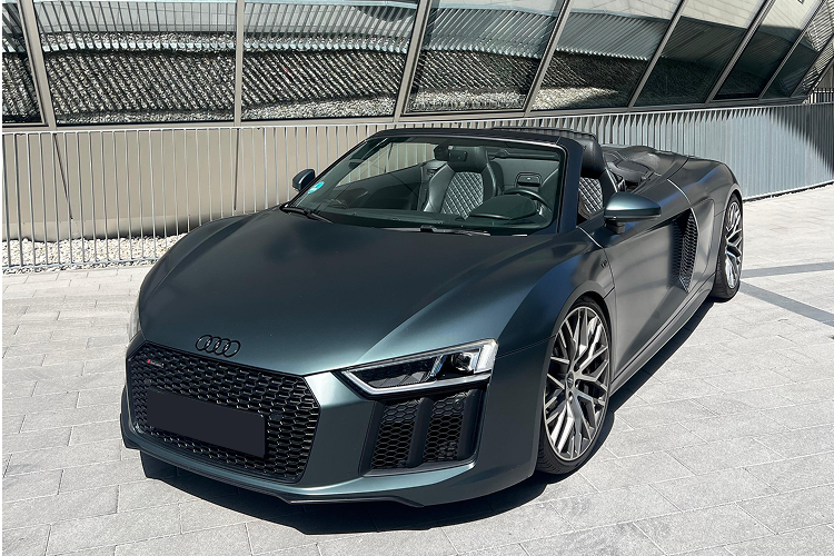 Audi R8 Quattro Spyder V10 in Munich