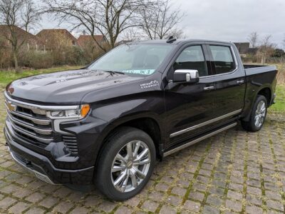 Rent a Chevrolet Silverado High Country in Hannover