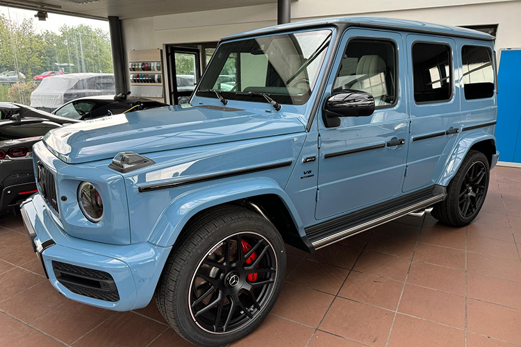 Side view Mercedes-Benz G63 AMG in Munich