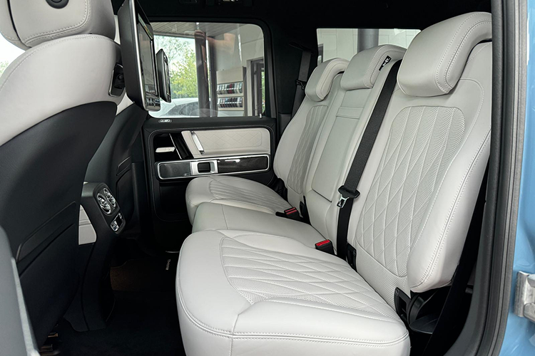 Back seats Mercedes-Benz G63 AMG in Munich