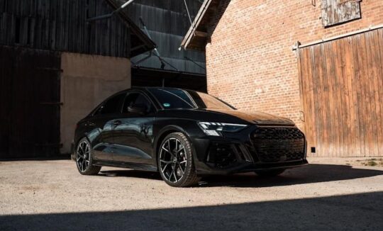 Rent an Audi RS3 in Baunschweig