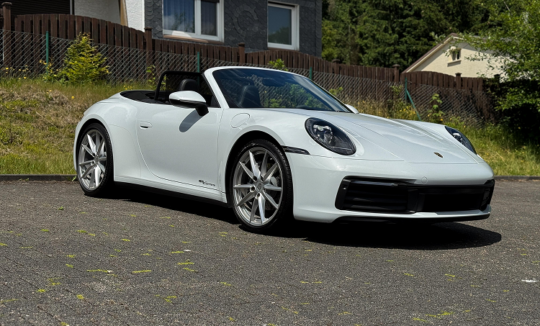 Rent a Porsche 911 Carrera in Ostallgäu