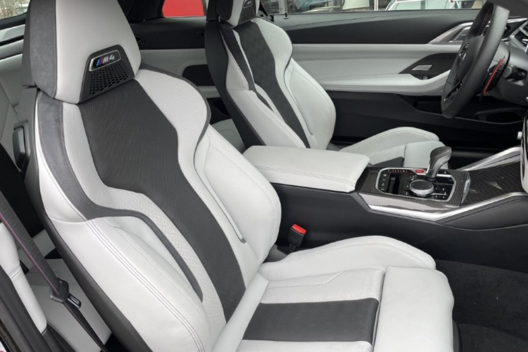 Seat BMW M4 Competition Convertible near Munich