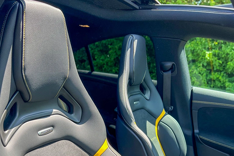 Seats Mercedes-AMG CLA 45 S Coupé in Stuttgart