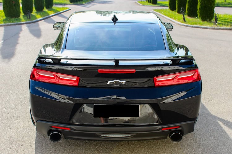 Heckansicht Chevrolet Camaro SS in Augsburg