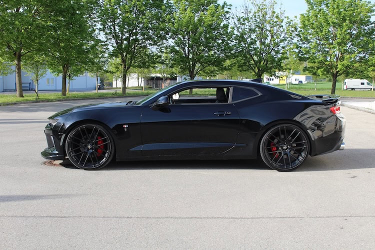 Side view Chevrolet Camaro SS in Augsburg