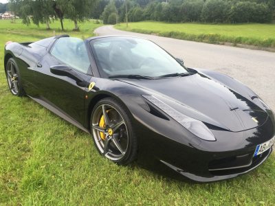 Rent a Ferrari 458 Spider in Frankfurt now