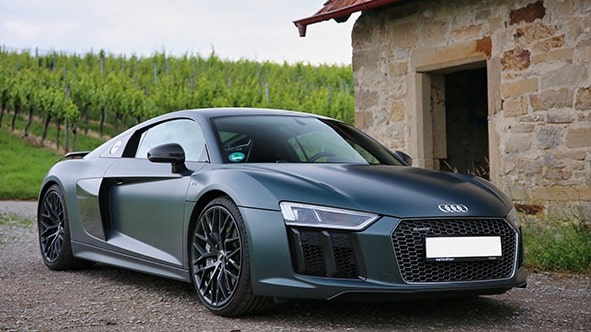 Rent an Audi R8 V10plus in Stuttgart