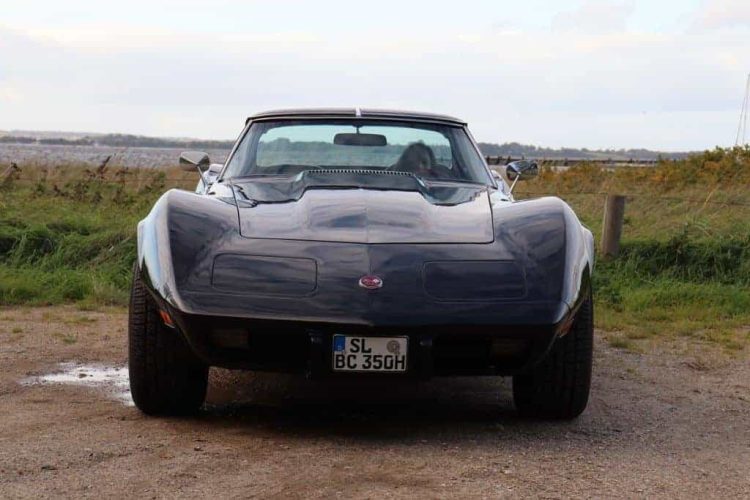 Rent a Corvette C3 Stingray in Flensburg