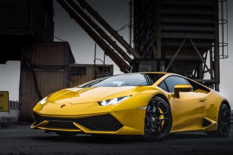 Rent a Lamborghini Huracan in Berlin