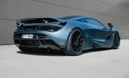 Rent a McLaren 720S in Stuttgart