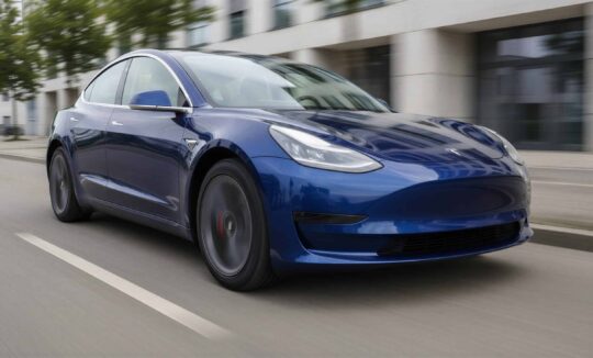 Rent a Tesla Model 3 Standard Plus in Berlin hero