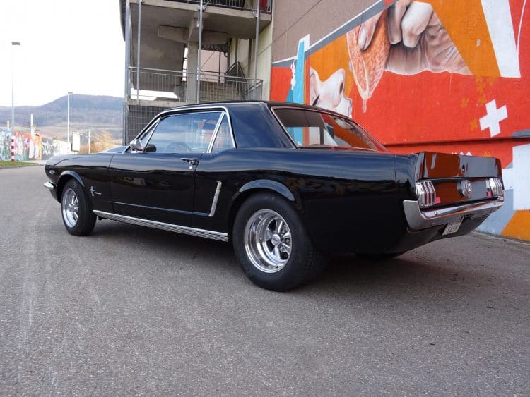 Rent a 1967 Ford Mustang classic car
