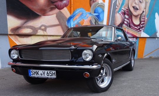 Rent a 1967 Ford Mustang classic car