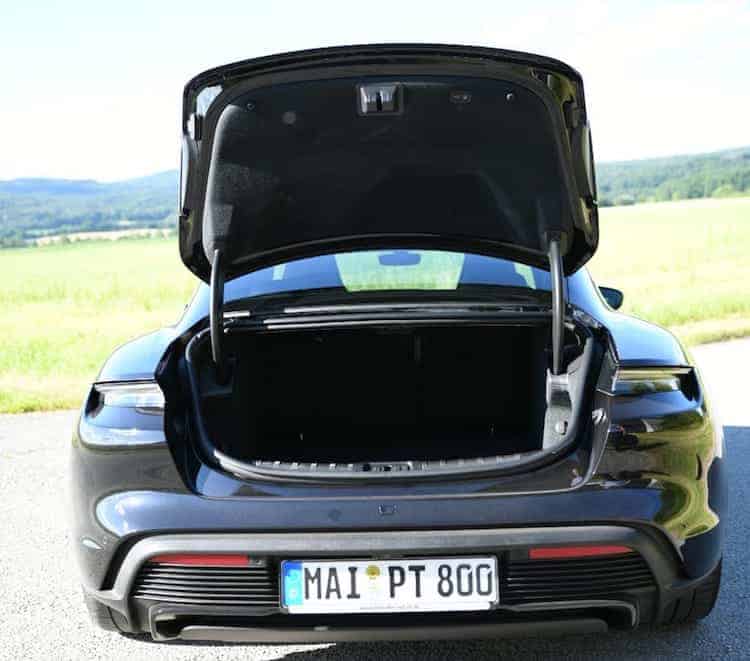 Rent a Porsche Taycan Turbo in Munich